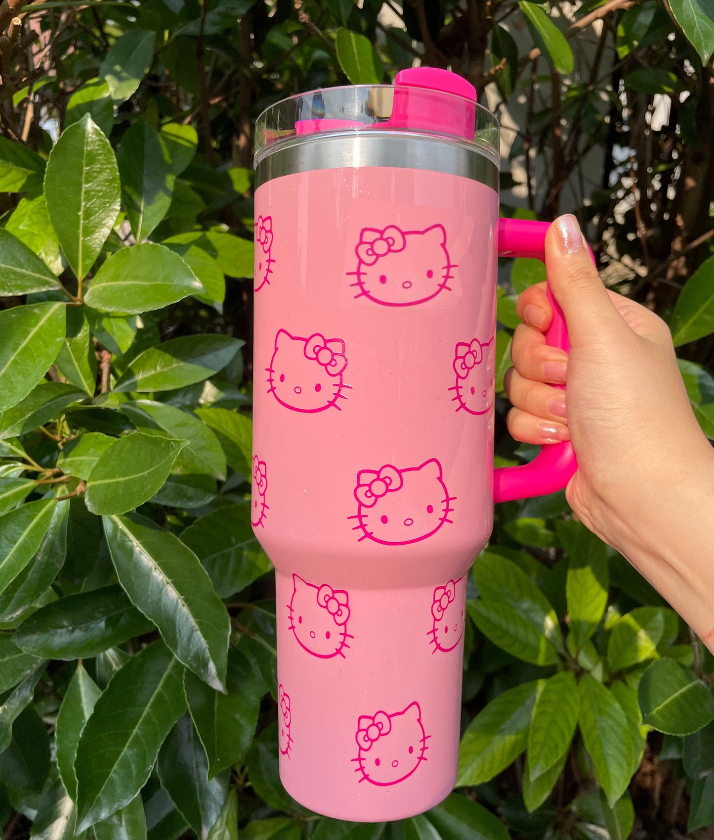 🚗🎀 Hello Kitty Insulated Tumbler – 40oz Travel Cup with Handle & Straw 🌸✨