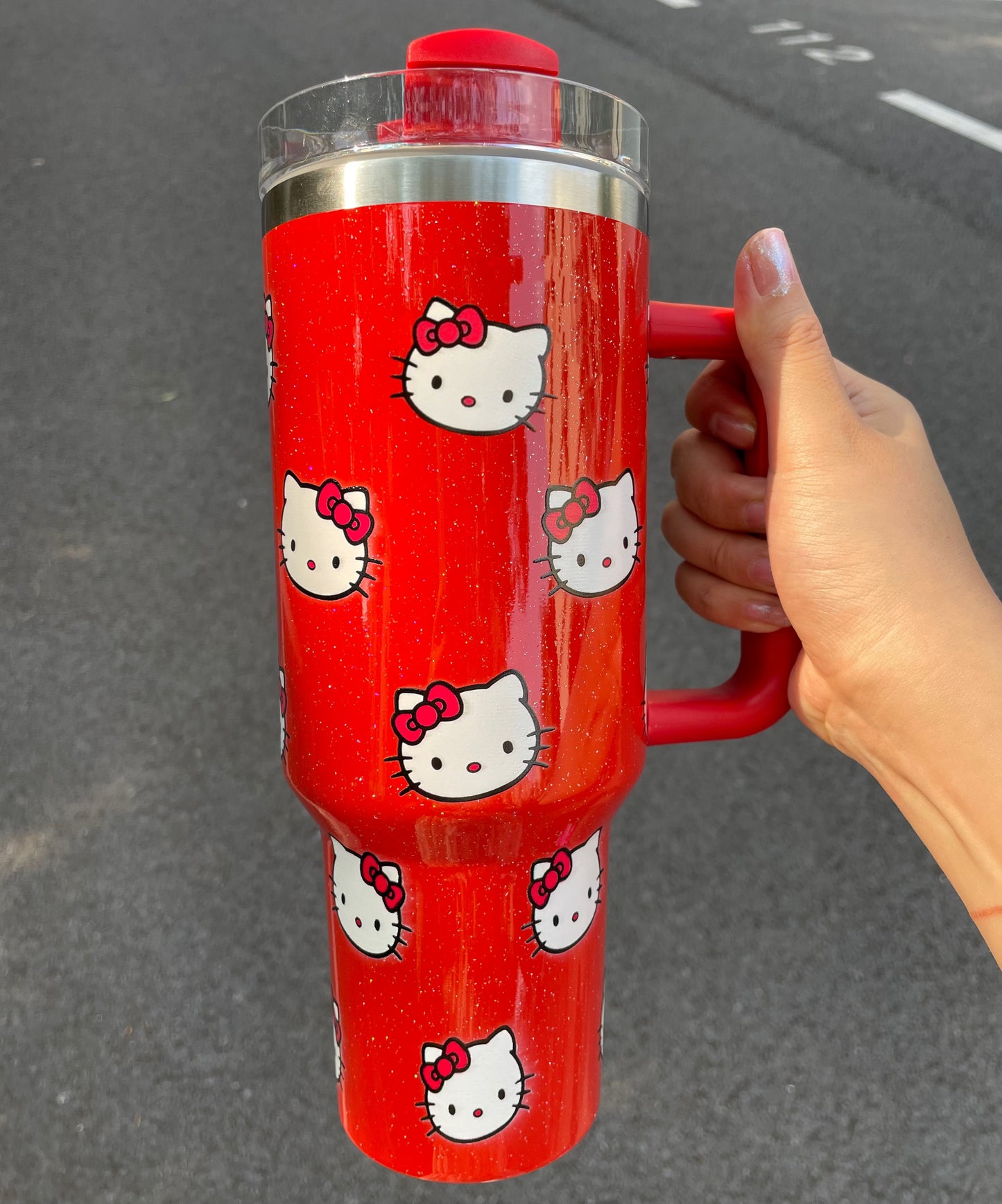 🚗🎀 Hello Kitty Insulated Tumbler – 40oz Travel Cup with Handle & Straw 🌸✨