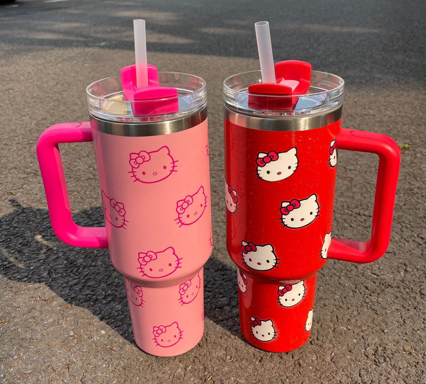 🚗🎀 Hello Kitty Insulated Tumbler – 40oz Travel Cup with Handle & Straw 🌸✨